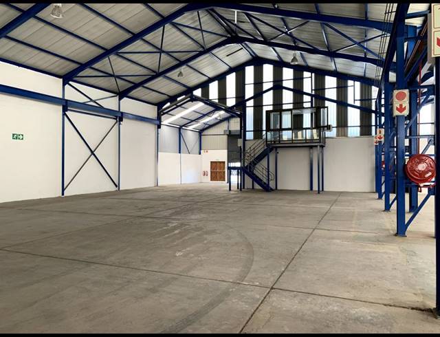 1,704M² FACTORY TO LET IN BEACONVALE